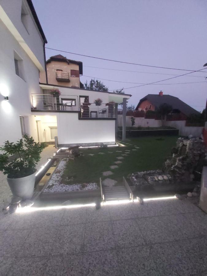 Rooms Panda Máribor Exterior foto