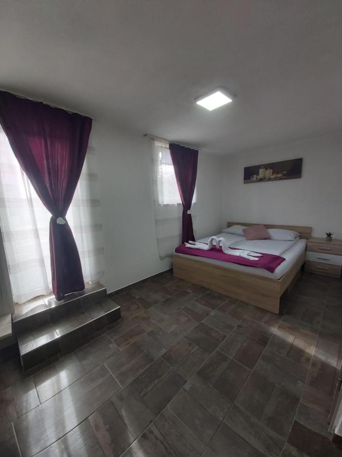 Rooms Panda Máribor Exterior foto
