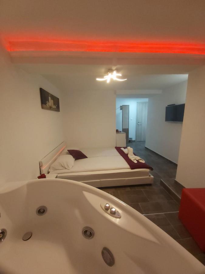 Rooms Panda Máribor Exterior foto