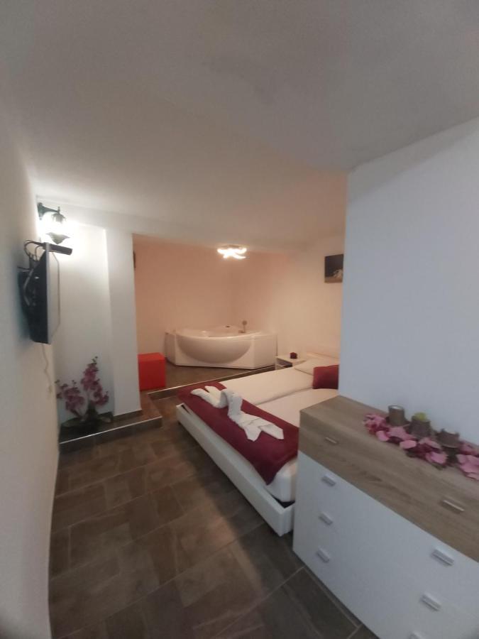 Rooms Panda Máribor Exterior foto